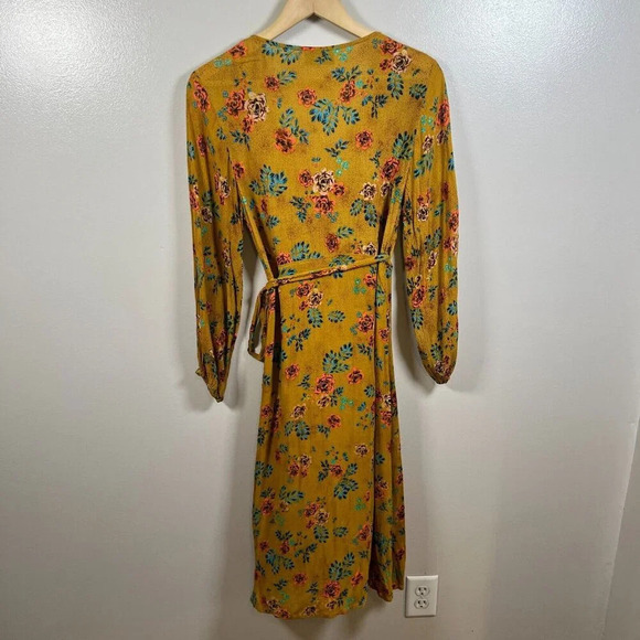 Faithfull The Brand Anthropologie Le Figuaro Floral Wrap Dress Size 2 Yellow - Picture 3 of 12